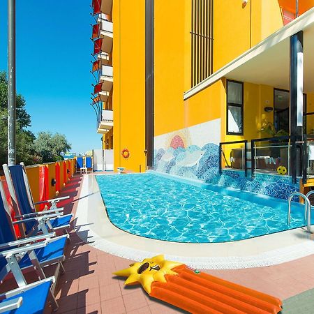 Viva Beach Hotel 리미니 외부 사진